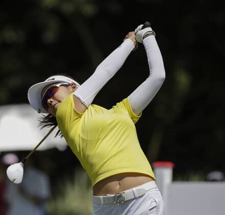 March 25, 2016: Jenny Shin tees off on the 18th hole during the second round of the Kia Classic at Aviara Golf Club in Carlsbad, California. LPGA Golf Damen 2016: Kia Classic MAR 25 - ZUMAc04_