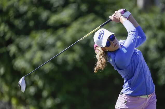 March 26, 2016: Paula Creamer tees off on the 4th hole during the third round of the Kia Classic at Aviara Golf Club in Carlsbad, California. LPGA Golf Damen 2016: Kia Classic MAR 26 - ZUMAc04_