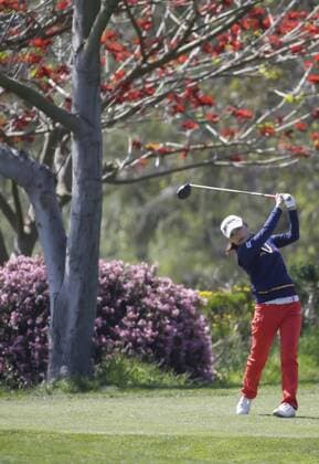 March 26, 2016: Sakura Yokomine tees off on the 4th hole during the third round of the Kia Classic at Aviara Golf Club in Carlsbad, California. LPGA Golf Damen 2016: Kia Classic MAR 26 - ZUMAc04_