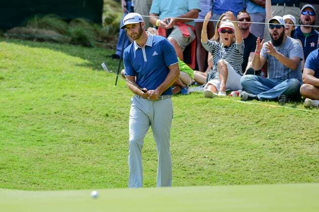 26 MAR 2016: The crowd reacts as Dustin Johnson s birdie putt attempt lips out on number 7 during the World Golf Championships - Dell Match Play Round 5 at the Austin Country Club Austin, Texas. (Photo by Ken Murray Icon Sportswire) GOLF: MAR 26 PGA Golf Herren - World Golf Championships-Dell Match Play - Round 5 Icon1603265021 EDITORIAL USE ONLY