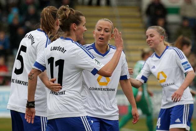 v.li.: Emily van Egmond (Frankfurt, 5), Simone Laudehr (Frankfurt, 11), Mandy Islacker (Frankfurt, 17), Jackie Groenen (Frankfurt, 14) jubeln über das 2:0, Jubel, Torjubel, Torerfolg, celebrate the goal, goal, celebration, Jubel ueber das Tor, optimistisch, Action, Aktion, Fussball, Allianz Frauen-Bundesliga, 1. FFC Frankfurt - SV Werder Bremen, xozx