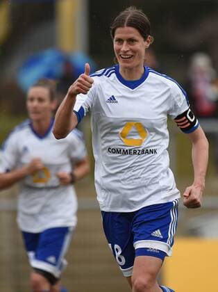 Bilder des Tages - SPORT 27.03.2016, xjhx, Fussball 1.Bundesliga Damen, 1.FFC Frankfurt - SV Werder Bremen, emspor, v.l. Kerstin Garefrekes (1.FFC Frankfurt) celebrate the goal, Torjubel zum 3:0