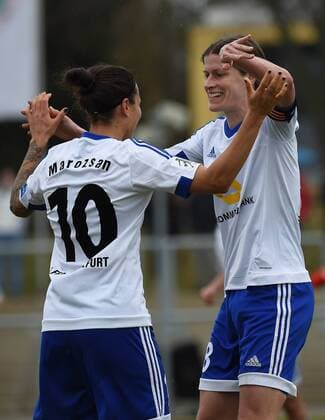 27.03.2016, xjhx, Fussball 1.Bundesliga Damen, 1.FFC Frankfurt - SV Werder Bremen, emspor, v.l. Dzsenifer Marozsan (1.FFC Frankfurt), Kerstin Garefrekes (1.FFC Frankfurt) celebrate the goal, Torjubel zum 3:0