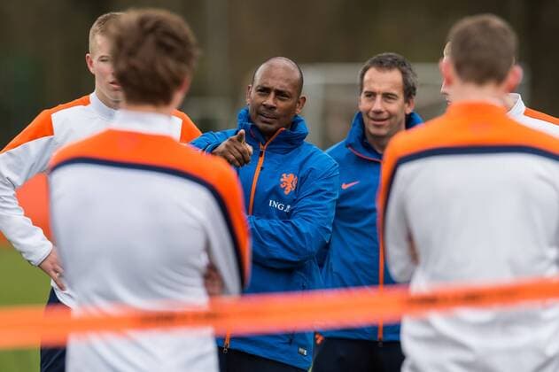 coach Aron Winter of The Netherlands U19 Training session Netherlands U19 Topvoetbal 2015 2016 xVIxGerritxvanxKeulenxIVx 5223720