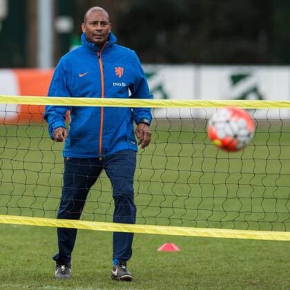 coach Aron Winter of The Netherlands U19 Training session Netherlands U19 Topvoetbal 2015 2016 xVIxGerritxvanxKeulenxIVx 5223737
