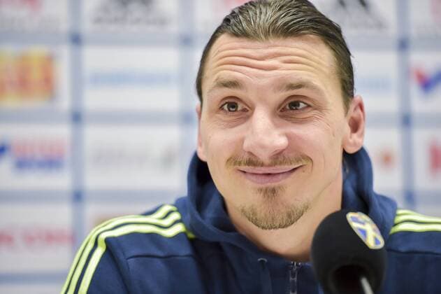 Fußball, Zlatan Ibrahimovic - PK Nationalteam Schweden 160327 Zlatan Ibrahimovic under en presskonferens efter Sveriges fotbollslandslags träning den 27 mars 2016 i Stockholm.  Copyright: JOELxMARKLUND BB160327JM027
