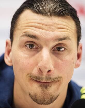 Fußball, Zlatan Ibrahimovic - PK Nationalteam Schweden 160327 Zlatan Ibrahimovic under en presskonferens efter Sveriges fotbollslandslags träning den 27 mars 2016 i Stockholm.  Copyright: JOELxMARKLUND BB160327JM045
