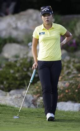 March 27, 2016: Lydia Ko stands on the 18th green during the final round of the Kia Classic at Aviara Golf Club in Carlsbad, California. Lydia Ko wins by 19 under for the tournament. LPGA Golf Damen 2016: Kia Classic MAR 27 - ZUMAc04_