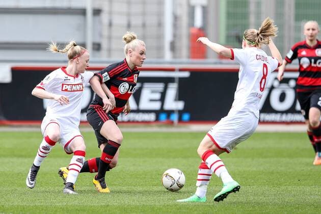 Leverkusen vl. Anna Gerhardt (Koeln, 20), Merle Barth (Leverkusen, 9), Diane Caldwell (Koeln, 8) , Bayer 04 Leverkusen - 1. FC Koeln, Fussball, Damen, Frauen, Allianz Frauen-Bundesliga, Spieltag 17, 27.03.2016 Copyright: Horn Eibner-Pressefoto EP_BHN