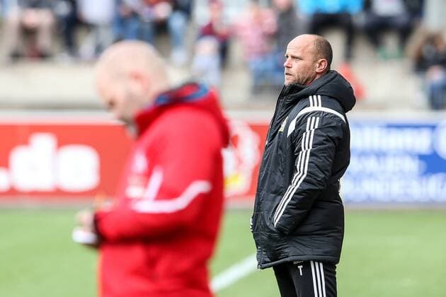 Leverkusen vl. Thomas Obliers (Trainer, Cheftrainer, Coach Leverkusen, TO) , Bayer 04 Leverkusen - 1. FC Koeln, Fussball, Damen, Frauen, Allianz Frauen-Bundesliga, Spieltag 17, 27.03.2016 Copyright: Horn Eibner-Pressefoto EP_BHN