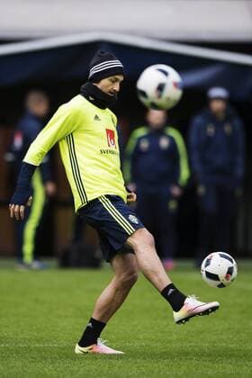 160328 Zlatan Ibrahimovic - Training Nationalteam Schweden, 28.03.2016 in Stockholm.  Copyright: JOELxMARKLUND BB160328JM031