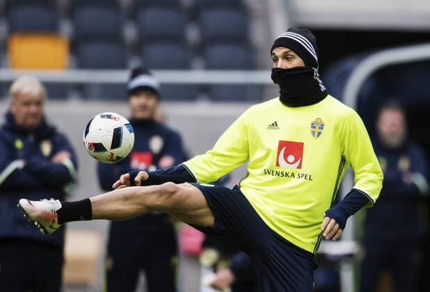 160328 Zlatan Ibrahimovic - Training Nationalteam Schweden, 28.03.2016 in Stockholm.  Copyright: JOELxMARKLUND BB160328JM032