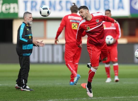 SOCCER - AUT vs TUR, test match, preview VIENNA,AUSTRIA,28.MAR.16 - SOCCER - OEFB international match Länderspiel Austria vs Turkey, friendly match, preview, training team AUT. Image shows Aleksandar Dragovic (AUT). Picture shot with a Canon EOS-1D X Mark II sample. GEPAxpictures xChristianxOrt