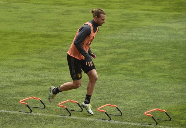 Fußball, Training Nationalteam Belgien in Leiria Guillaume Gillet pictured during the practice session t FOOTBALL : Belgique - Entrainement et conference de presse - Leiria - 28 03 2016 Photonews Panoramic 