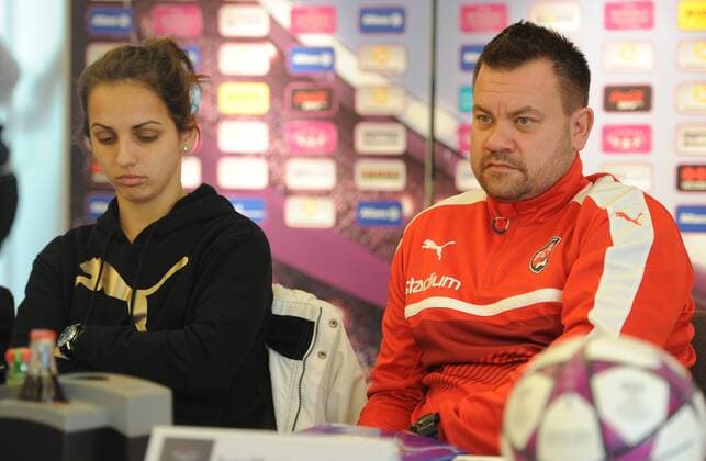 29.03.2016, xmhx, Fussball UEFA WomenÕs Champions League, 1.FFC Frankfurt - FC Rosengard, emspor, v.l. Natasa Andonova (FC Rosengard), Jack Majgaard Jensen (Trainer FC Rosengard)
