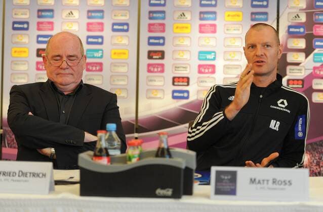 29.03.2016, xmhx, Fussball UEFA WomenÕs Champions League, 1.FFC Frankfurt - FC Rosengard, emspor, v.l. Siegfried Dietrich (Manager 1. FFC Frankfurt), Matt Ross (Trainer 1. FFC Frankfurt)