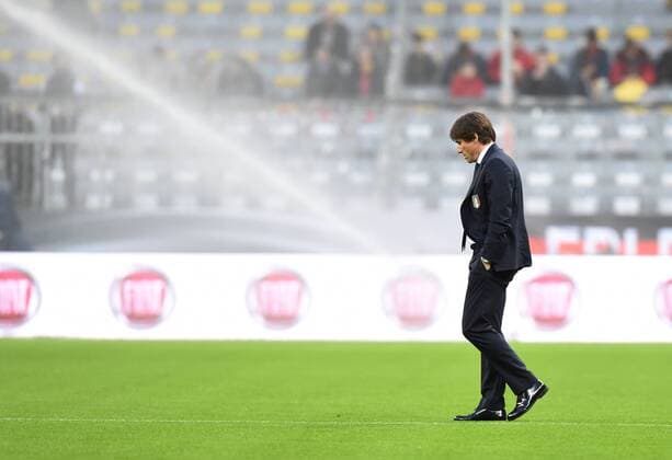 Fussball, Herren, Saison 2015 16, Länderspiel in München, Deutschland - Italien, Trainer Antonio Conte (Italien) vor dem Spiel, 29.03.2016,