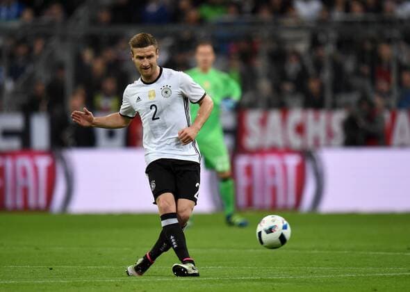 Fußball, Länderspiel, Deutschland - Italien FUSSBALL INTERNATIONAL TESTSPIEL IN DER ALLIANZ ARENA MUENCHEN Deutschland - Italien 29.03.2016 Shkodran Mustafi (Deutschland) 