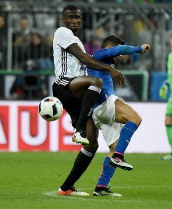 29.03.2016, xjhx, Fussball Testspiel, Deutschland - Italien, emspor v.l. Antonio Ruediger (Deutsche Fussball Nationalmanschaft DFB), Lorenzo Insigne (Italien)