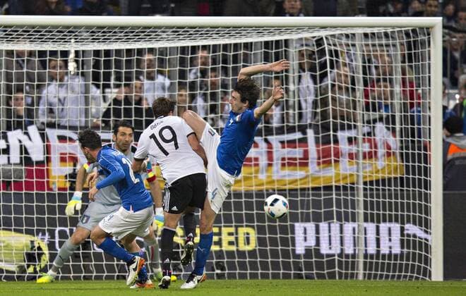 München, 29.03.2016, Allianz Arena Tor zum 2:0 durch Mario Götze (Deutschland) Deutschland - Italien mm