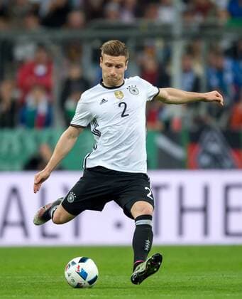 29. Maerz 2016: Muenchen, Allianz Arena: Fussball Testspiel: Deutschland - Italien: Shkodran Mustafi (Deutschland)l.