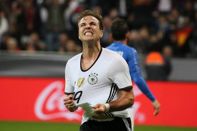Fußball, Länderspiel, Deutschland - Italien Torjubel Mario Götze (D) beim 2:0 - Deutschland vs. Italien, Allianz Arena München