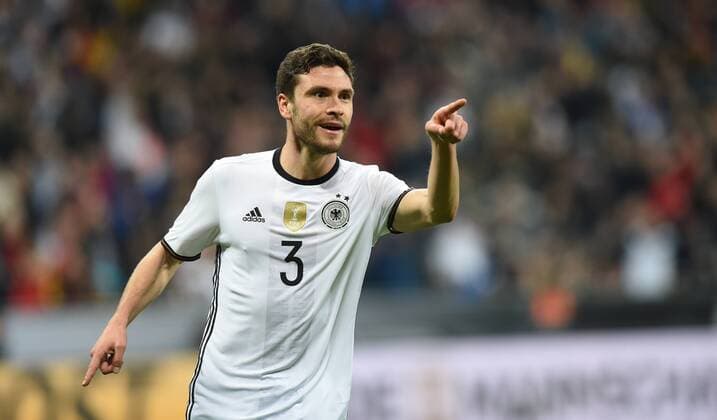 Fußball, Länderspiel, Deutschland - Italien Fussball, Herren, Saison 2015 16, Länderspiel in München, Deutschland - Italien, Jonas Hector (Deutschland), Jubel nach Tor zum 3:0, 29.03.2016,