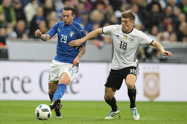 Federico Bernardeschi Italy, Toni Kroos Germany Munich 29-03-2016 Allianz Arena Football Calcio Friendly match Germany - Italy Germania - Italia Nationalteam Länderspiel lucaxpagliaricci