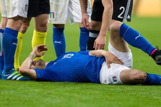 Muenchen Leonardo Bonucci (ITA 19) verletzt am Boden beim Freundschaftsspiel zwischen Deutschland und Italien am 29.03.2016, Copyright: Schueler Eibner-Pressefoto EP_JSE