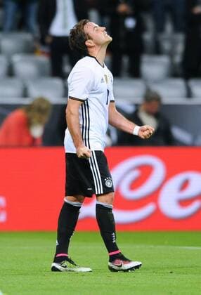 Fußball, Länderspiel, Deutschland - Italien Fussball, Deutschland, Herren, Fussball DFB Länderspiel Nationalteam zur Euro 2016, Allianz Arena München: Deutschland - Italien 4:1; Jubel Mario Götze (GER) nach seinem Tor zum 2:0. Jubel, Freude, Aktion.