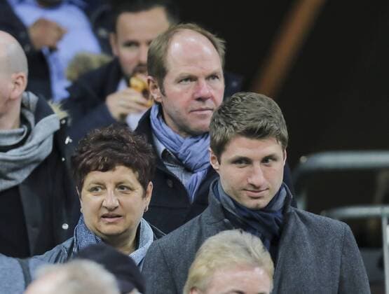 Thomas Mueller, Eltern Gerhard und Klaudia, Bruder Simon DEUTSCHLAND - ITALIEN (4 -1 ) Freundschaftsspiel, friendly match, Deutsche Fussball Nationalmannschaft, DFB am 29.03.2016 in Muenchen.