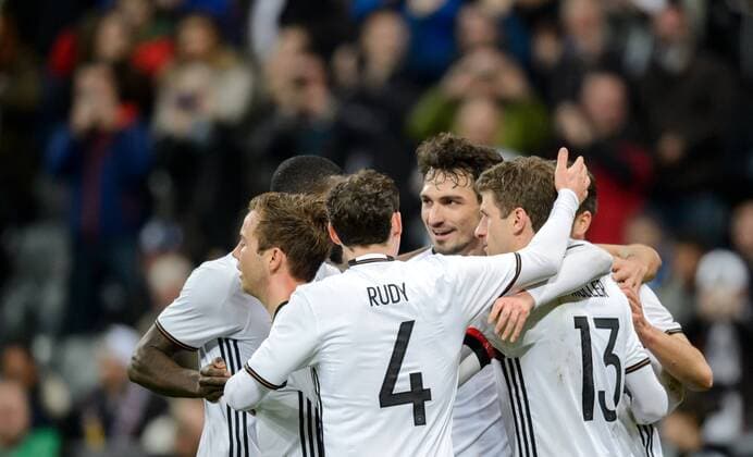29. Maerz 2016: Muenchen, Allianz Arena: Fussball Testspiel: Deutschland - Italien: Torjubel Deutschland.