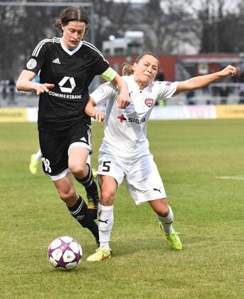 30.03.2016, xblx, Fussball UEFA WomenÕs Champions League, 1.FFC Frankfurt - FC Rosengard, emspor, v.l. Kerstin Garefrekes (1.FFC Frankfurt), Alexandra Riley (FC Rosengard)