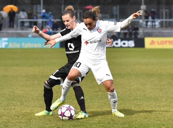 30.03.2016, xblx, Fussball UEFA WomenÕs Champions League, 1.FFC Frankfurt - FC Rosengard, emspor, v.l. Simone Laudehr (1.FFC Frankfurt), Marta Viera da Silva (FC Rosengard)