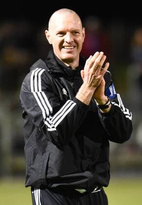30.03.2016, xblx, Fussball UEFA WomenÕs Champions League, 1.FFC Frankfurt - FC Rosengard, emspor, v.l. Trainer Matt Ross (1.FFC Frankfurt), feiert den Sieg