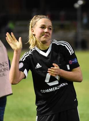 30.03.2016, xblx, Fussball UEFA WomenÕs Champions League, 1.FFC Frankfurt - FC Rosengard, emspor, v.l. Jackie Groenen (1.FFC Frankfurt), feiert den Sieg