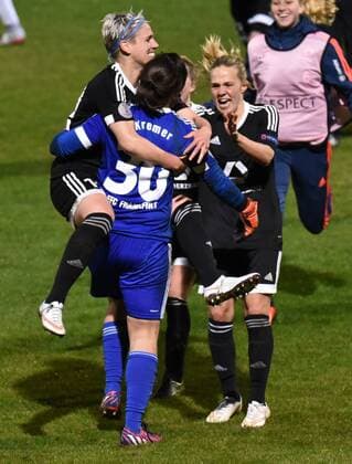 30.03.2016, xblx, Fussball UEFA WomenÕs Champions League, 1.FFC Frankfurt - FC Rosengard, emspor, v.l. Anne-Kathrine Kremer (1.FFC Frankfurt), feiert den Sieg