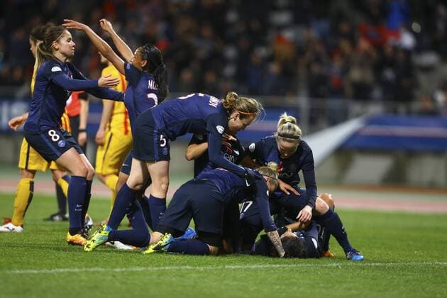 Erika Cristiano Dos Santos (PSG), Perle Morroni (PSG) Sabrina Delannoy (PSG) Cristiane (PSG) Anja Mittag (PSG) Lisa Dahlkvist (PSG) - Fussball Damen, Champions League, Paris Saint Germain PSG vs. FC Barcelona - 30 03 2016 GwendolineLeGoff Panoramic 