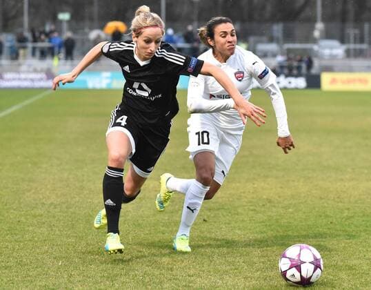 30.03.2016, xblx, Fussball UEFA Women s Champions League, 1.FFC Frankfurt - FC Rosengard, emspor, v.l. Kathrin Hendrich (1.FFC Frankfurt), Marta Viera da Silva (FC Rosengard)