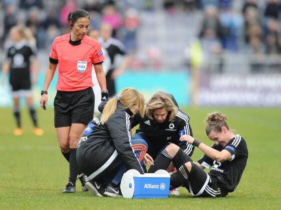 30.03.2016, xmhx, Fussball UEFA Women s Champions League, 1.FFC Frankfurt - FC Rosengard, emspor, v.l. Simone Laudehr (1. FFC Frankfurt)