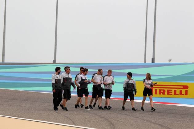 Bahrain Grand Prix, Sakhir 31 March - 03 April 2016 31.03.2016 - Romain Grosjean (FRA) Haas F1 Team VF-16 