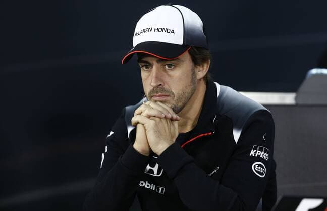 Motorsports: FIA Formula One World Championship WM Weltmeisterschaft 2016, Grand Prix of Bahrain, 14 Fernando Alonso (ESP, McLaren Honda Formula 1 Team), xHOCHxZWEIx