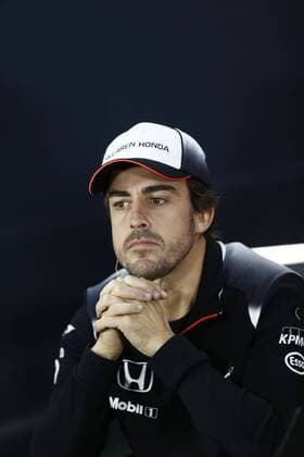 Motorsports: FIA Formula One World Championship WM Weltmeisterschaft 2016, Grand Prix of Bahrain, 14 Fernando Alonso (ESP, McLaren Honda Formula 1 Team), xHOCHxZWEIx