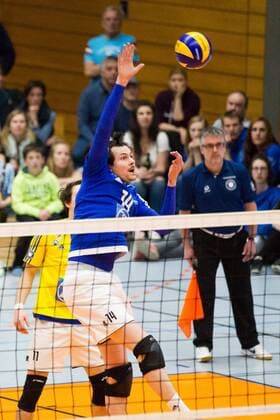 Herrsching Angriff Baptiste Geiler ( 14, Friedrichshafen); Volleyball Bundesliga Herren Play-Off Viertelfinale, Nikolaushalle, Herrsching Germany, 20160331; Partie TSV Herrsching vs VfB Friedrichshafen; Copyright: Wuechner Eibner-Pressefoto EP_NWR
