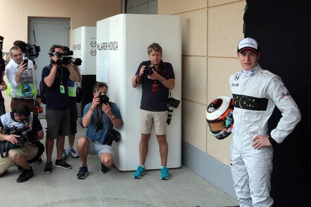 FORMULA 1 - Bahrain GP SAKHIR,BAHRAIN,01.APR.16 - MOTORSPORTS, FORMULA 1 - FIA World Championship WM Weltmeisterschaft Grand Prix of Bahrain, Bahrain International Circuit, free practice. Image shows test driver Stoffel Vandoorne (BEL McLaren Honda). GEPAxpictures xFritzxMueller
