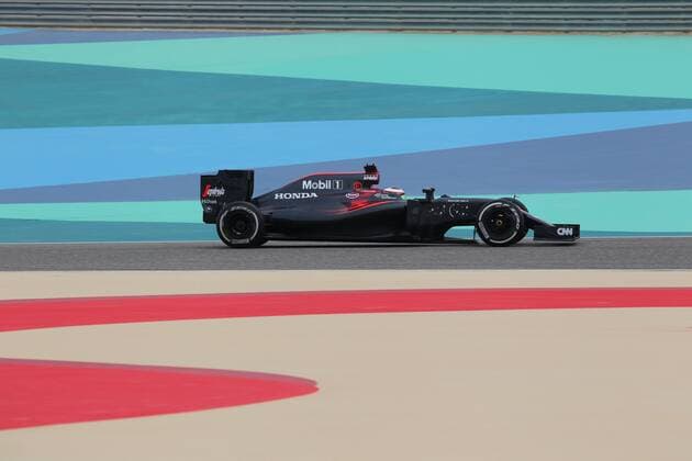 Belgian rider Stoffel Vandoorne of McLaren-Honda pictured in action during the free practice ahead of the Formula 1 Bahrain Grand Prix race in Sakhir, Bahrain, Friday 01 April 2016. GEORGESxDExCOSTER  x04824062x