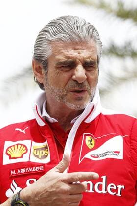 Motorsports: FIA Formula One World Championship WM Weltmeisterschaft 2016, Grand Prix of Bahrain, Maurizio Arrivabene (ITA, Scuderia Ferrari), xHOCHxZWEIx