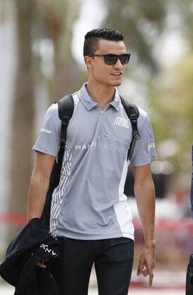 Motorsports: FIA Formula One World Championship WM Weltmeisterschaft 2016, Grand Prix of Bahrain, 94 Pascal Wehrlein (GER, Manor Racing F1 Team), xHOCHxZWEIx