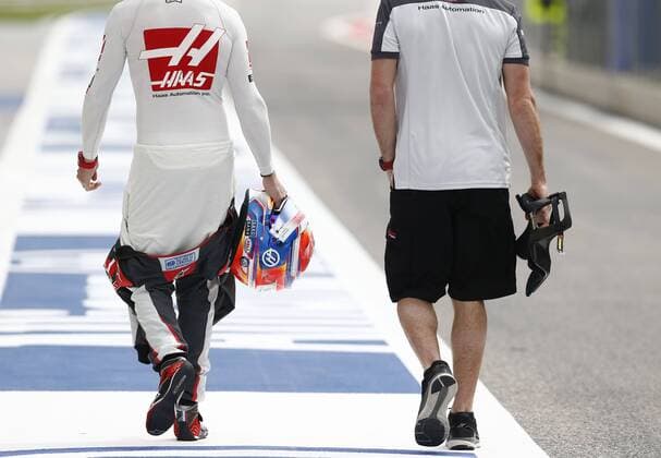 Motorsports: FIA Formula One World Championship WM Weltmeisterschaft 2016, Grand Prix of Bahrain, 8 Romain Grosjean (FRA, Haas F1 Team), xHOCHxZWEIx