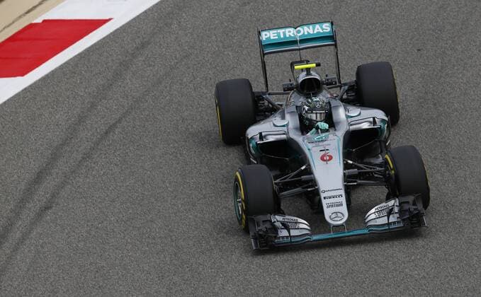 Motorsports: FIA Formula One World Championship WM Weltmeisterschaft 2016, Grand Prix of Bahrain, 6 Nico Rosberg (GER, Mercedes AMG Petronas Formula One Team), xHOCHxZWEIx